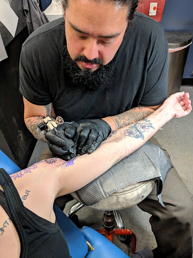 Tattoo Shop «Red Lotus Tattoo», reviews and photos, 11476 Martin St NW, Coon Rapids, MN 55433, USA