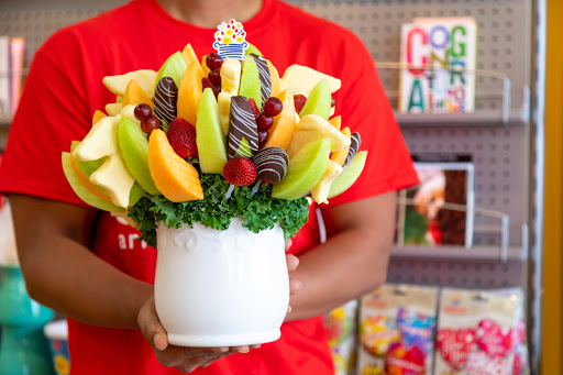 Gift Shop «Edible Arrangements», reviews and photos, 6612 Garth Rd, Baytown, TX 77521, USA