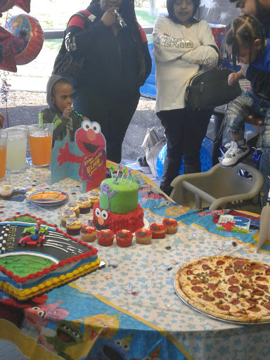 Amusement Center «Escapades Family Fun Center», reviews and photos, 4241 W Williamsburg Blvd, Muncie, IN 47304, USA