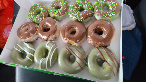 Bakery «Krispy Kreme Doughnuts», reviews and photos, 1880 NW 86th St, Clive, IA 50325, USA