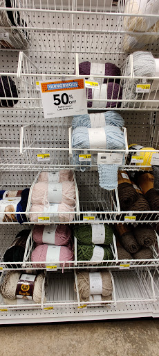 Fabric Store «Jo-Ann Fabrics and Crafts», reviews and photos, 2108 W 27th St g, Lawrence, KS 66047, USA