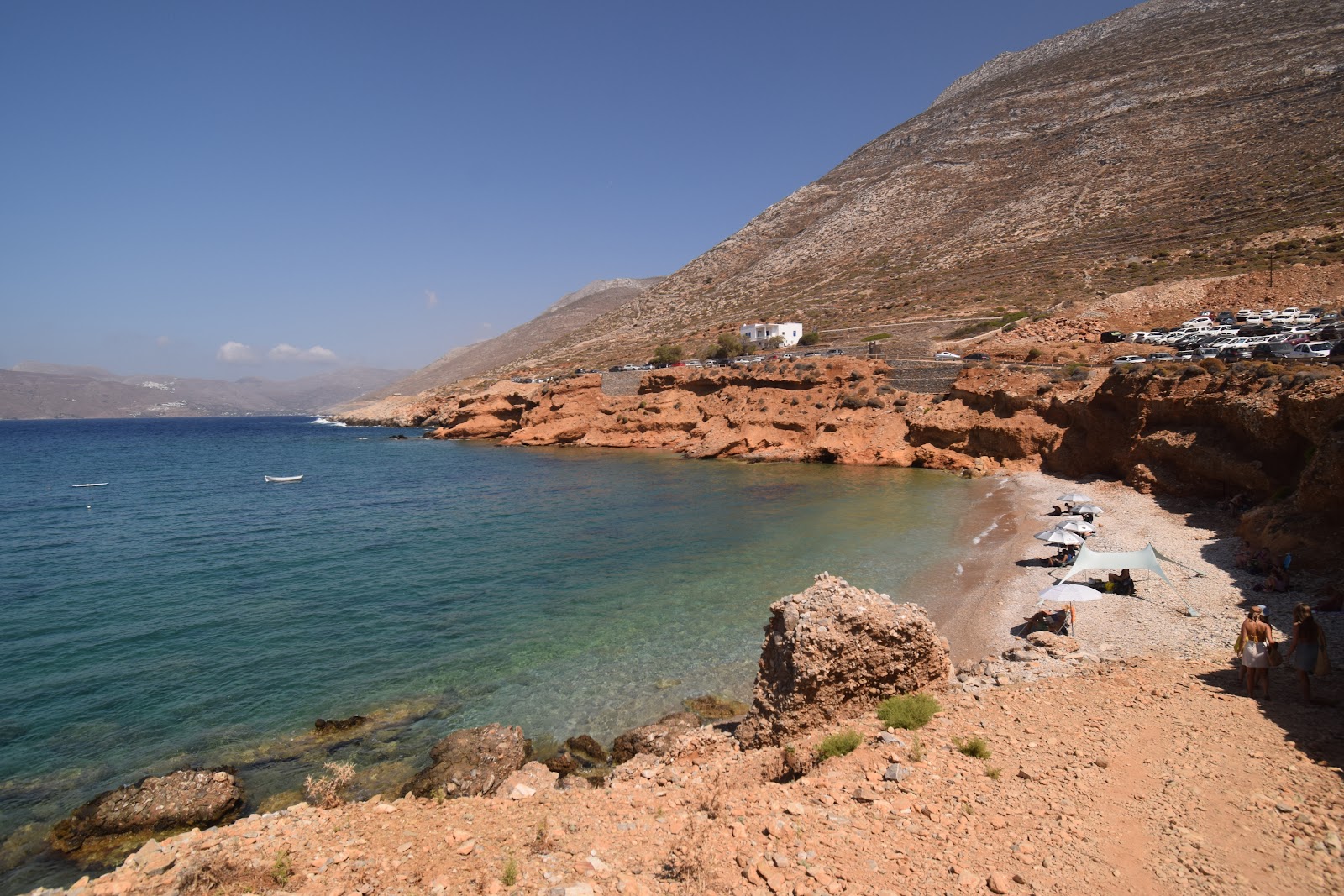 Agios Pavlos Beach'in fotoğrafı kısmen tatil bölgesi
