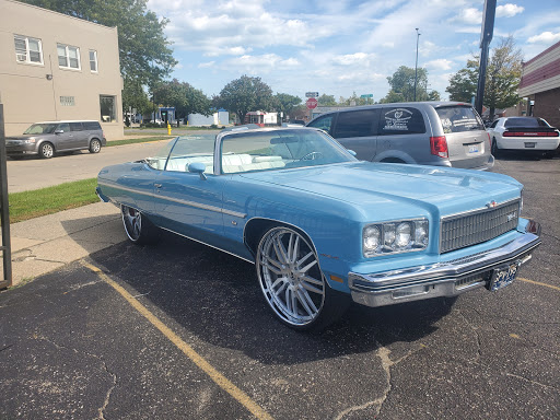 Car Stereo Store «WOW Electronics», reviews and photos, 21165 Gratiot Ave, Eastpointe, MI 48021, USA