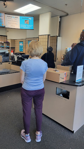 Shipping and Mailing Service «The UPS Store», reviews and photos, 1227 Rockbridge Rd #208, Stone Mountain, GA 30087, USA