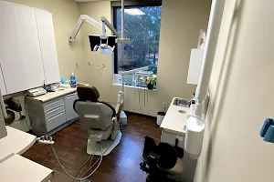 Elite Dentistry & Implant Center image