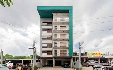 Yellowbell Hotel - Batangas City image