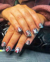 Poison Ivy Nail Den - Photo 4 - Car repair in , Warren