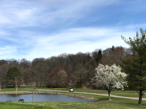 Golf Course «Maple Moor Golf Course», reviews and photos, 1128 North St, White Plains, NY 10605, USA