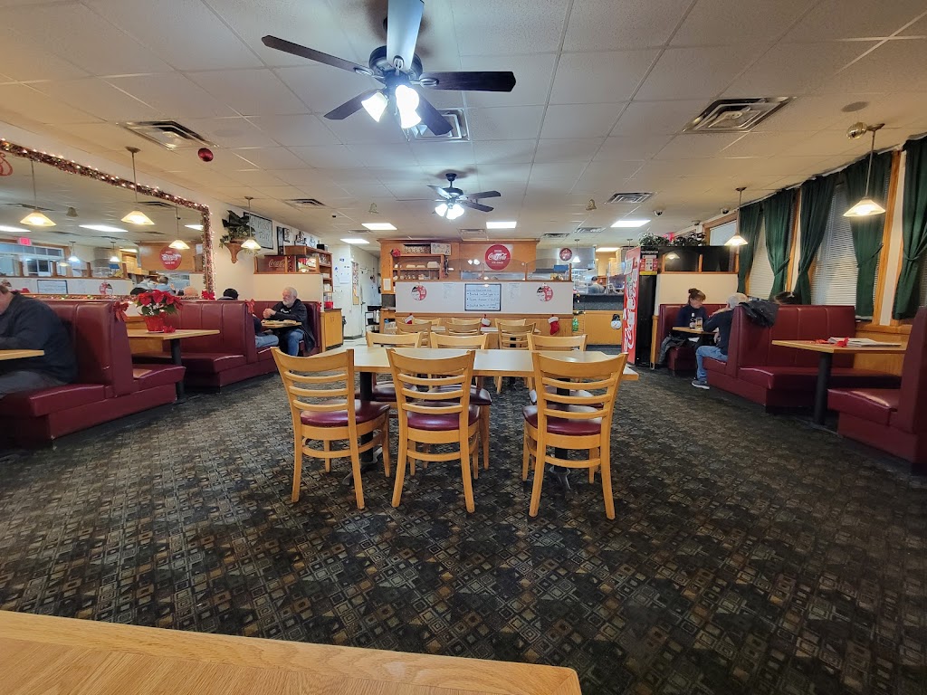 Village Pizza & Grill 03217