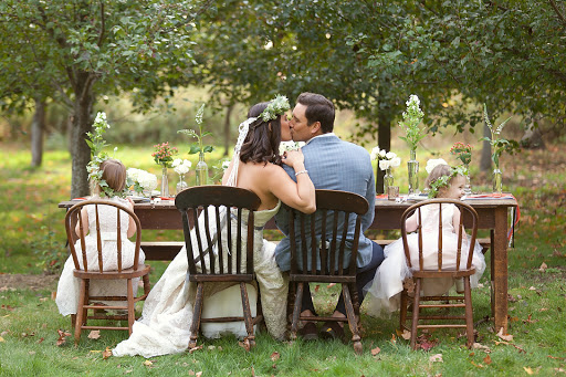 Florist «Autumn Rose Flower & Gift Shoppe», reviews and photos, 990 Bridgeport Ave, Milford, CT 06460, USA