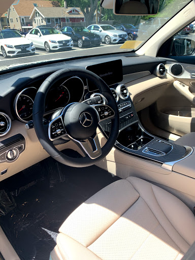 Mercedes Benz Dealer «Mercedes-Benz of Natick», reviews and photos, 253 N Main St, Natick, MA 01760, USA