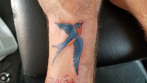 Ink Fever Tattoos And Body Piercing, 114 E Maumee St, Adrian, MI 49221, USA, 