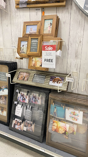 Craft Store «Michaels», reviews and photos, 2109 N Prospect Ave, Champaign, IL 61822, USA