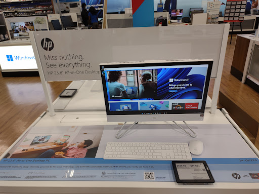 Electronics Store «Best Buy», reviews and photos, 15750 Shady Grove Rd, Gaithersburg, MD 20877, USA