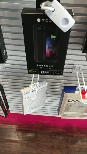 Cell Phone Store «T-Mobile», reviews and photos, 5722 Eldorado Pkwy #120, Frisco, TX 75034, USA