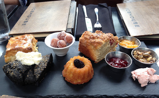 American Restaurant «Icehouse», reviews and photos, 2528 Nicollet Ave, Minneapolis, MN 55404, USA