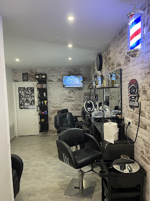 Zahira cosmetics barbershop à Blois