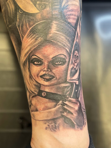 Explore daughter name tattoo ideas for dad, creative tattoo ideas in Abilene, available at Lino Ink Tattoo Studio