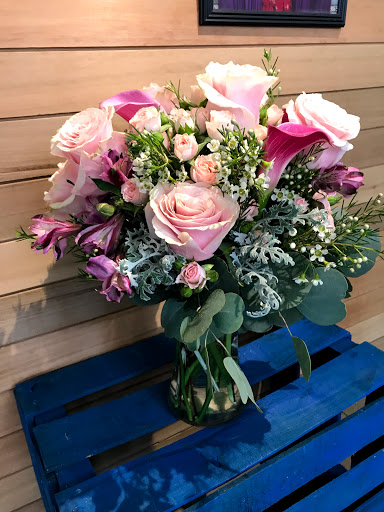 Florist «Flowers by Zsuzsana», reviews and photos, 21300 NW Cornell Rd #1201, Hillsboro, OR 97124, USA