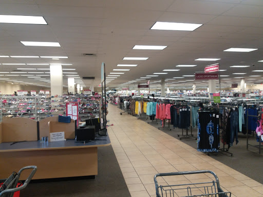 Clothing Store «Burlington Coat Factory», reviews and photos, 600 Northtown Dr, Blaine, MN 55434, USA