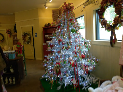 Florist «The Flower Shop», reviews and photos, 437 S Main St, Boerne, TX 78006, USA