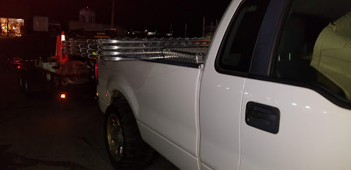 Home Improvement Store «Tractor Supply Co.», reviews and photos, 2028 N Locust Ave, Lawrenceburg, TN 38464, USA