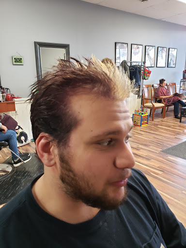 Hair Salon «Charlies Angels Unisex Salon», reviews and photos, 176 Windsor Hwy, New Windsor, NY 12553, USA