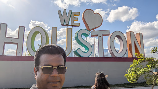 Tourist Attraction «We Love Houston Sign», reviews and photos, 1816 Thompson St, Houston, TX 77007, USA