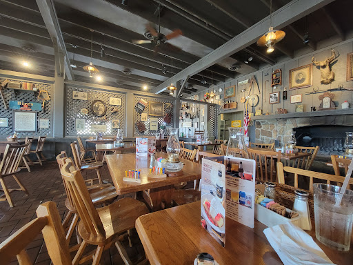 American Restaurant «Cracker Barrel Old Country Store», reviews and photos, 4321 S Interstate Hwy 35, San Marcos, TX 78666, USA