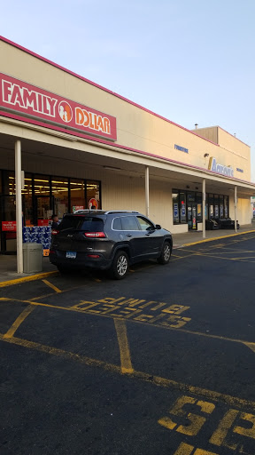 Dollar Store «FAMILY DOLLAR», reviews and photos, 310 Boston Ave, Stratford, CT 06614, USA