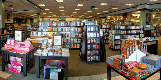 Book Store «Barnes & Noble», reviews and photos, 270 Hartford Ave, Bellingham, MA 02019, USA