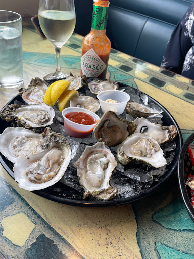 Seafood Restaurant «Breakers», reviews and photos, 5206 Old Bullard Rd, Tyler, TX 75703, USA