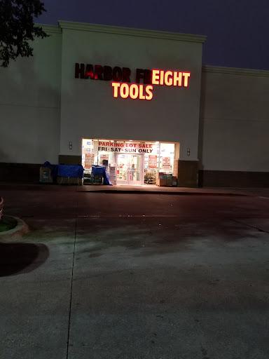 Hardware Store «Harbor Freight Tools», reviews and photos, 1102 W Arbrook Blvd # 104, Arlington, TX 76015, USA