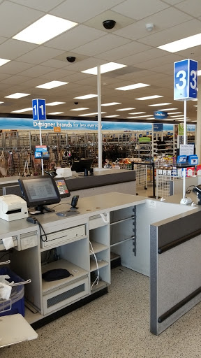 Clothing Store «Ross Dress for Less», reviews and photos, 2151 N Harris Blvd, Layton, UT 84041, USA