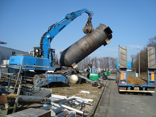 Photo 2 - Menut Recyclage Vendôme (Achat métaux, démolition VHU, enlèvement ferraille)