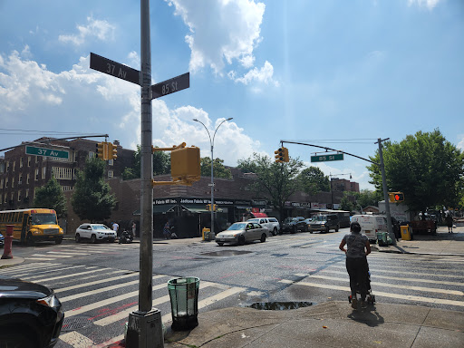 Fabric Store «Jackson Fabrics», reviews and photos, 84-30 37th Ave, Jackson Heights, NY 11372, USA