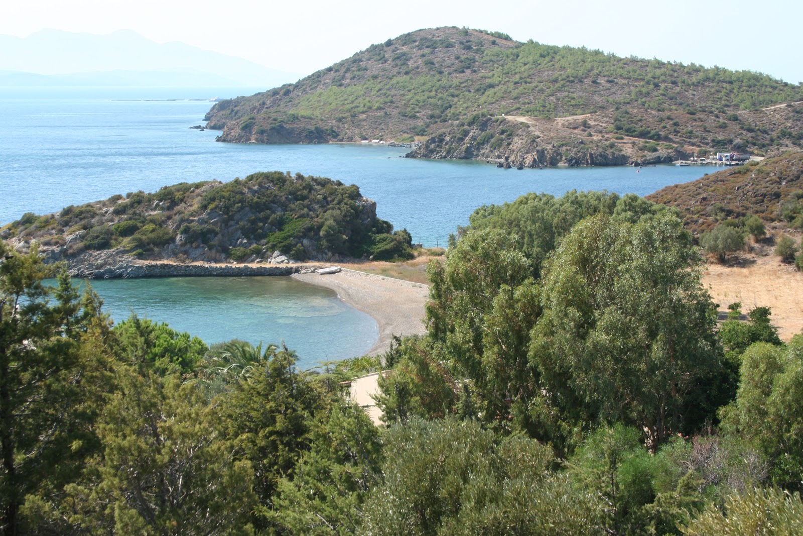 Photo of Kucukbahce III with black sand & pebble surface