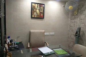 Dr.Surbhhi Ved Jain- Swasti Clinic image
