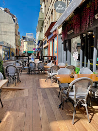 Atmosphère du Restaurant Chez Paulette à Trouville-sur-Mer - n°7