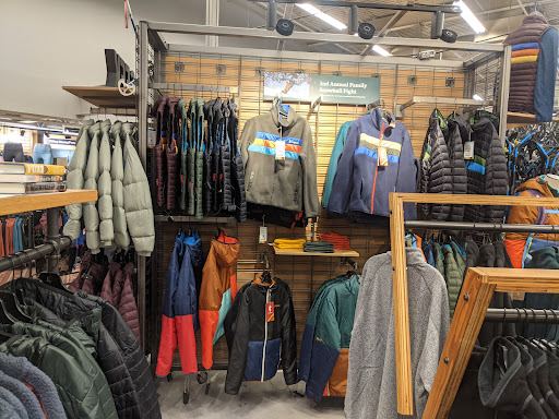 Camping Store «REI», reviews and photos, 12634 N Paradise Village Pkwy W, Phoenix, AZ 85032, USA