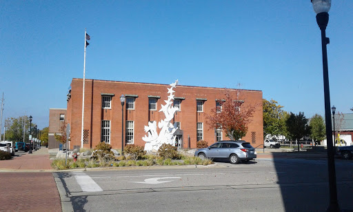 Post Office «United States Postal Service», reviews and photos, 800 1st St, Muskegon, MI 49440, USA