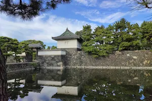 Kikyō-mon Gate image