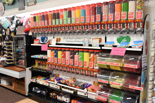 Gift Shop «Geneva Gifts», reviews and photos, 150 Broad St, Lake Geneva, WI 53147, USA