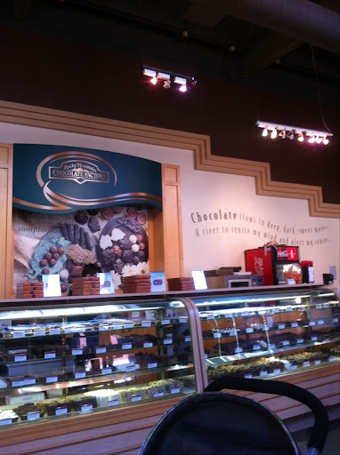 Chocolate Shop «Rocky Mountain Chocolate Factory», reviews and photos, 1419 1st Ave, Seattle, WA 98101, USA