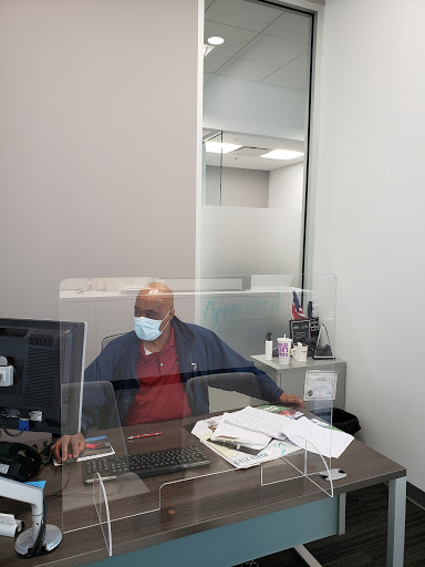 Car Dealer «Summit Place Kia», reviews and photos, 2200 Elizabeth Lake Rd, Waterford Twp, MI 48328, USA