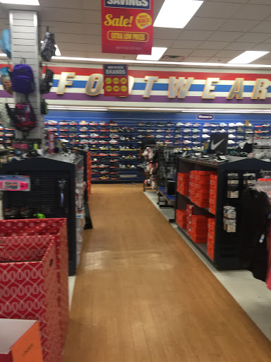 Sporting Goods Store «Big 5 Sporting Goods - Folsom», reviews and photos, 606 E Bidwell St, Folsom, CA 95630, USA