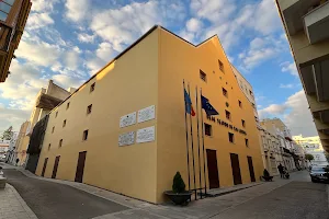 Real Teatro de las Cortes image