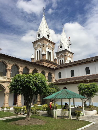 Iglesia Católica Santo Domingo de Guzmán - Arquitecto