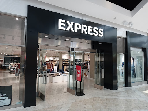 Shopping Mall «Westfield Fashion Square», reviews and photos, 14006 Riverside Dr, Sherman Oaks, CA 91423, USA