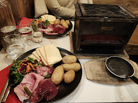 Raclette du Restaurant Le Paëllou à Les Deux Alpes - n°1